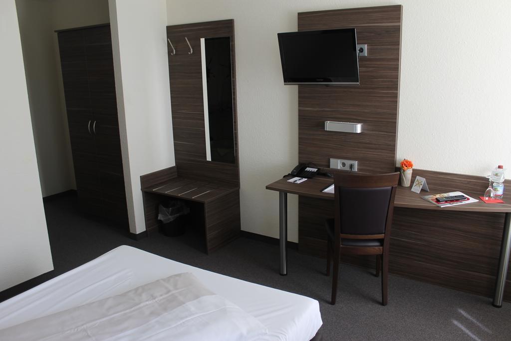 Hotel Weissach Am Neuenbühl Habitación foto