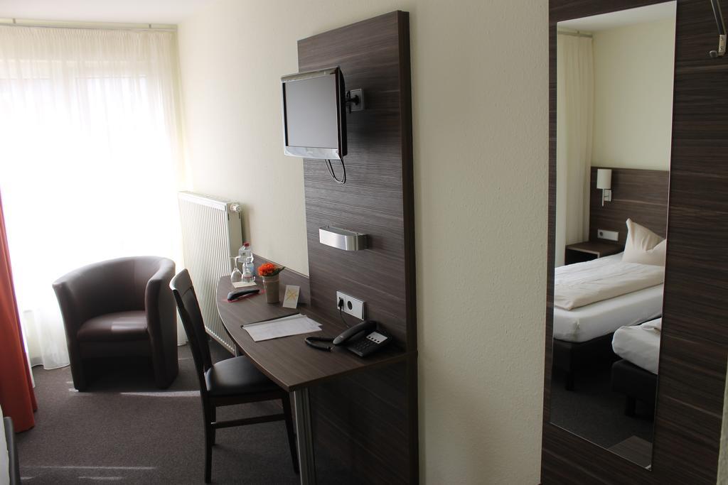 Hotel Weissach Am Neuenbühl Habitación foto